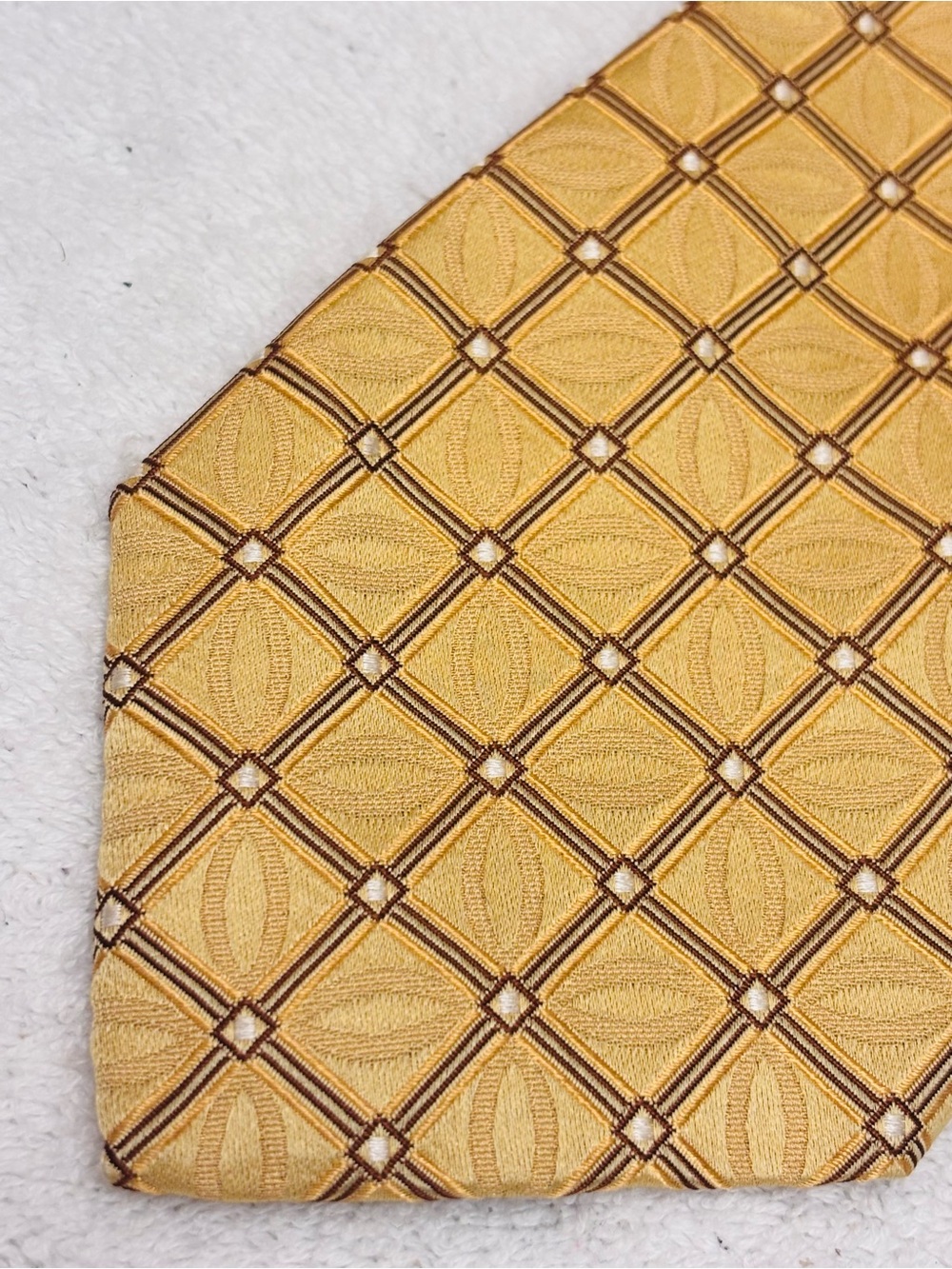 Brand New High Quality Tie By XMI Umbria - Tie Is 3 3/4 Inches Wide